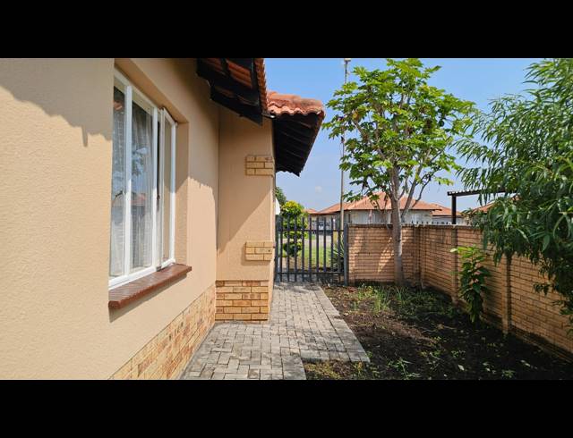 3 BEDROOM FREESTANDING FOR SALE IN WATERKLOOF
